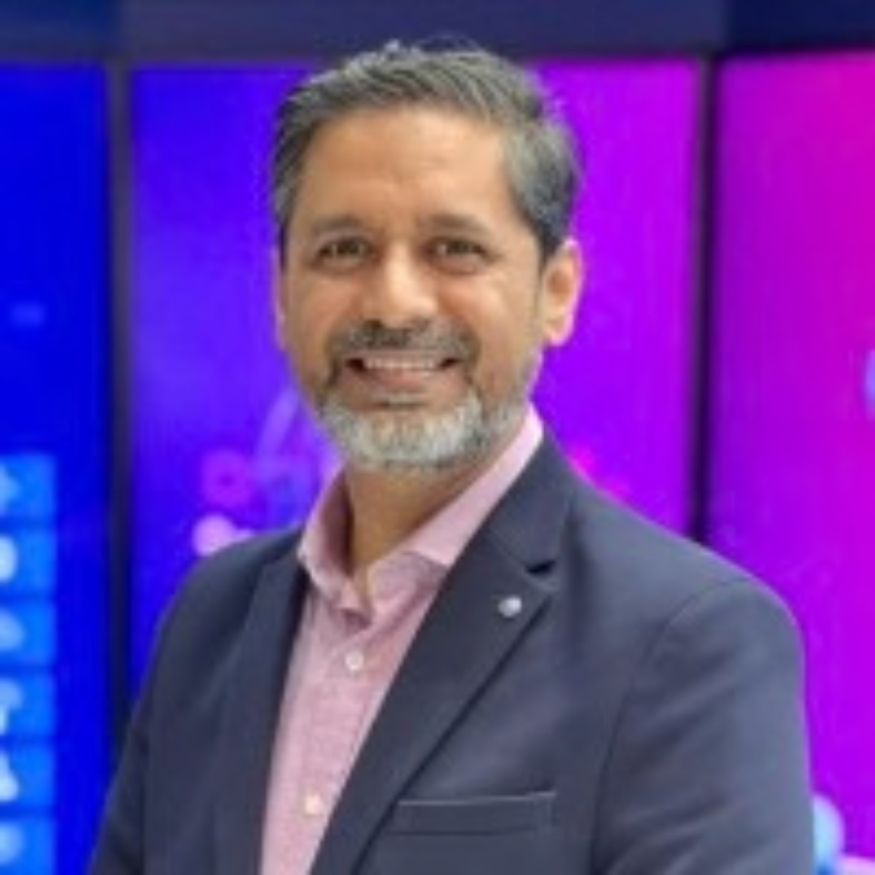 Muhammad Mudassar Riaz About Us - Midena.ai
